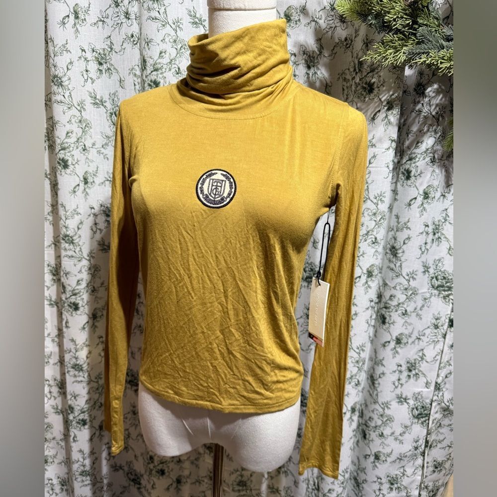 Honor the gifts turtleneck long sleeve